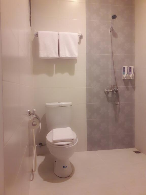 Melody Guest House Cilegon Esterno foto