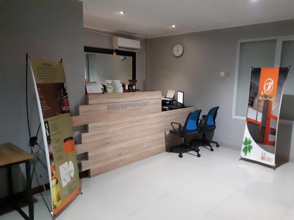 Melody Guest House Cilegon Esterno foto